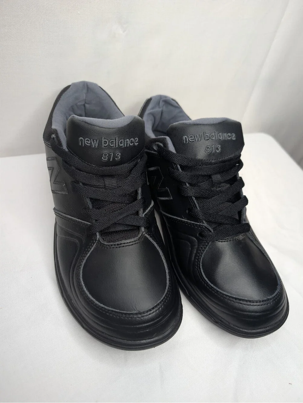 New Balance Women's 813V1 Size 8.5  Lace Up Walking Black Shoes